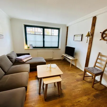 Kapitaenshaus Froehlich/tom Rostock